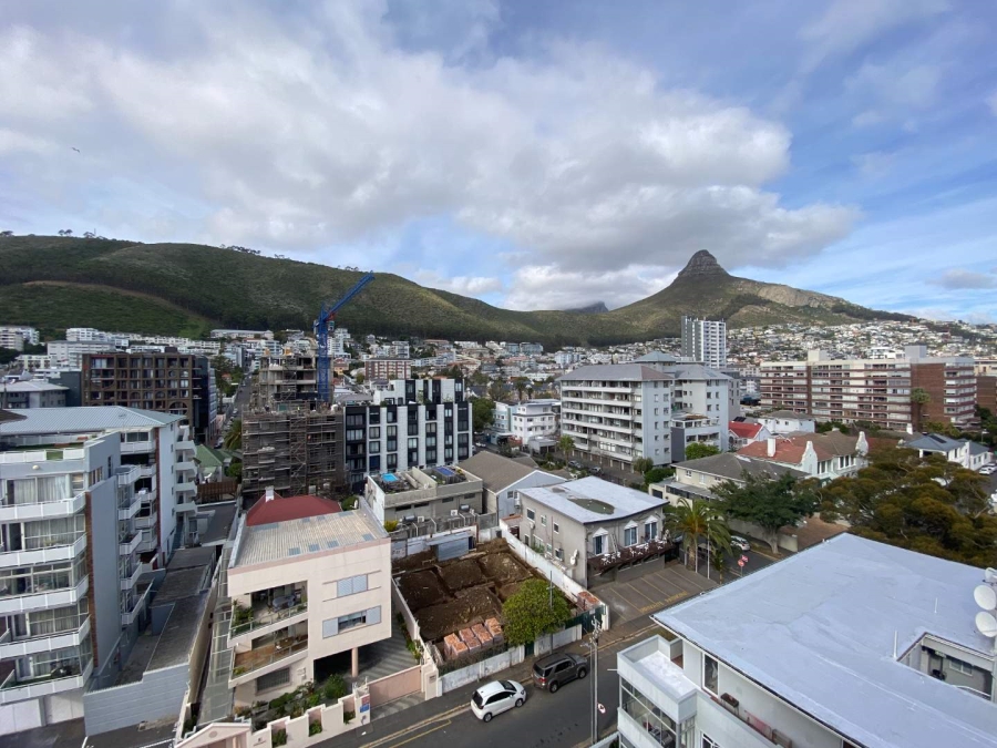 1 Bedroom Property for Sale in Sea Point Western Cape